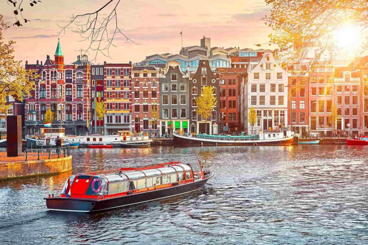 Amsterdam Gezi Rehberi - Ne Yenir? Ne İçilir?