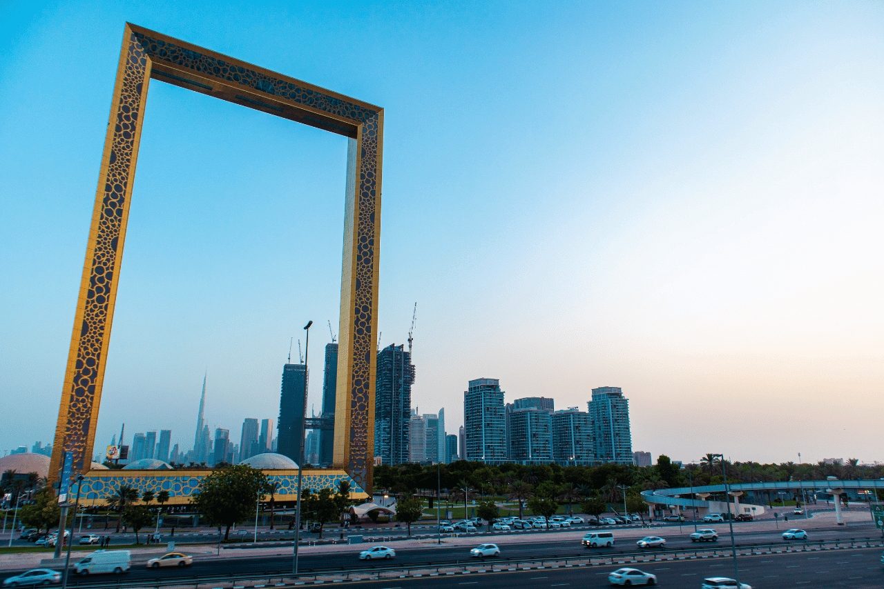 Dubai Frame: Eski ve Yeni Dubai’yi Bir Araya Getiren Dev Yapı