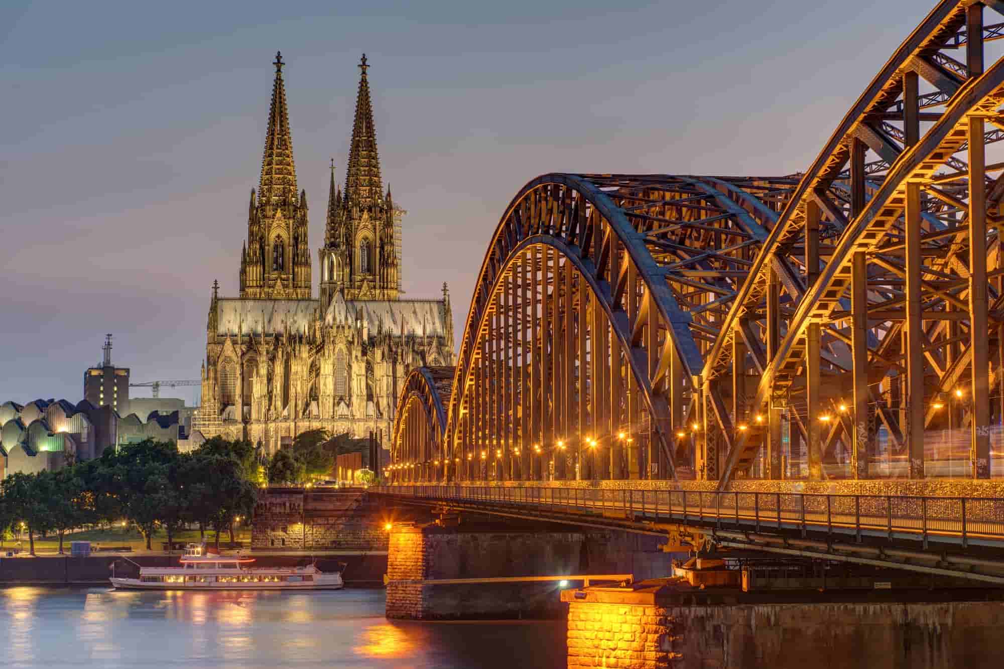 Köln Gezi Rehberi - Ne Yenir? Ne İçilir?
