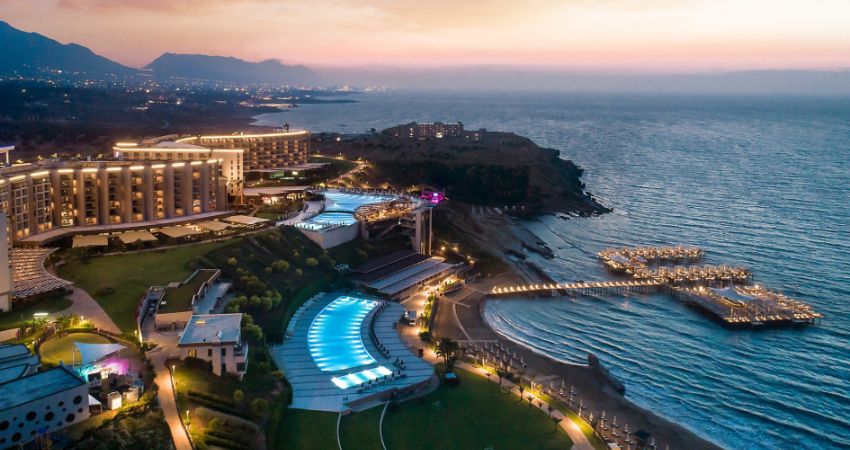 Elexus Hotel Resort