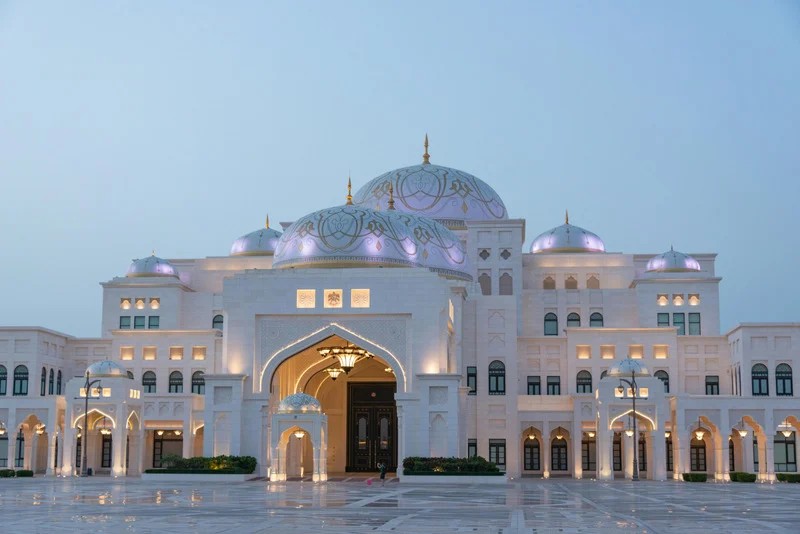 Abu Dhabi Fenomenleri ve Kraliyet Sarayı Turu