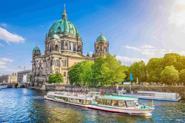 Berlin Tarihi Yapılar