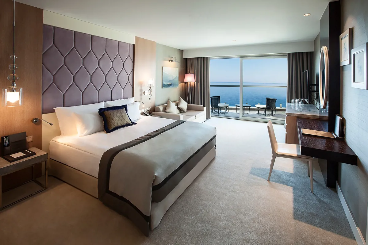 Deniz Manzaralı Aile Odası