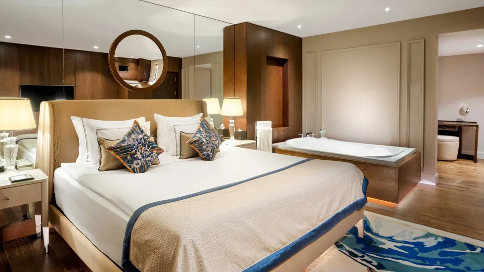 King Suit - Swim Up Deniz Manzaralı